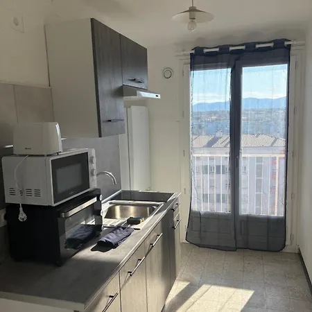 Apartament Nouvelle Gare Et Parking Gratuit Perpinyà