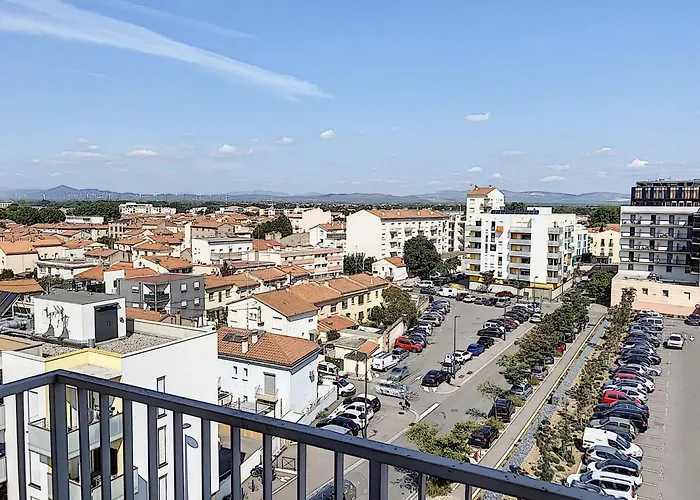Nouvelle Gare Et Parking Gratuit Perpignan