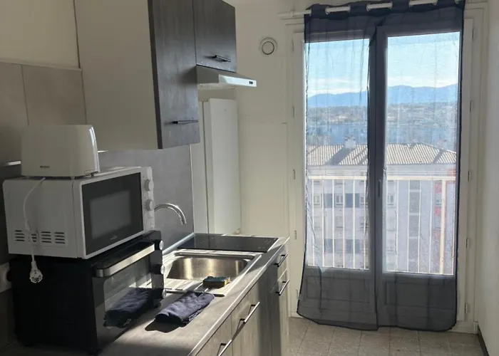 Apartment Nouvelle Gare Et Parking Gratuit Perpignan